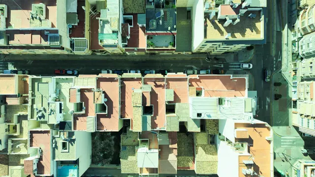Piso céntrico en Elche — 28