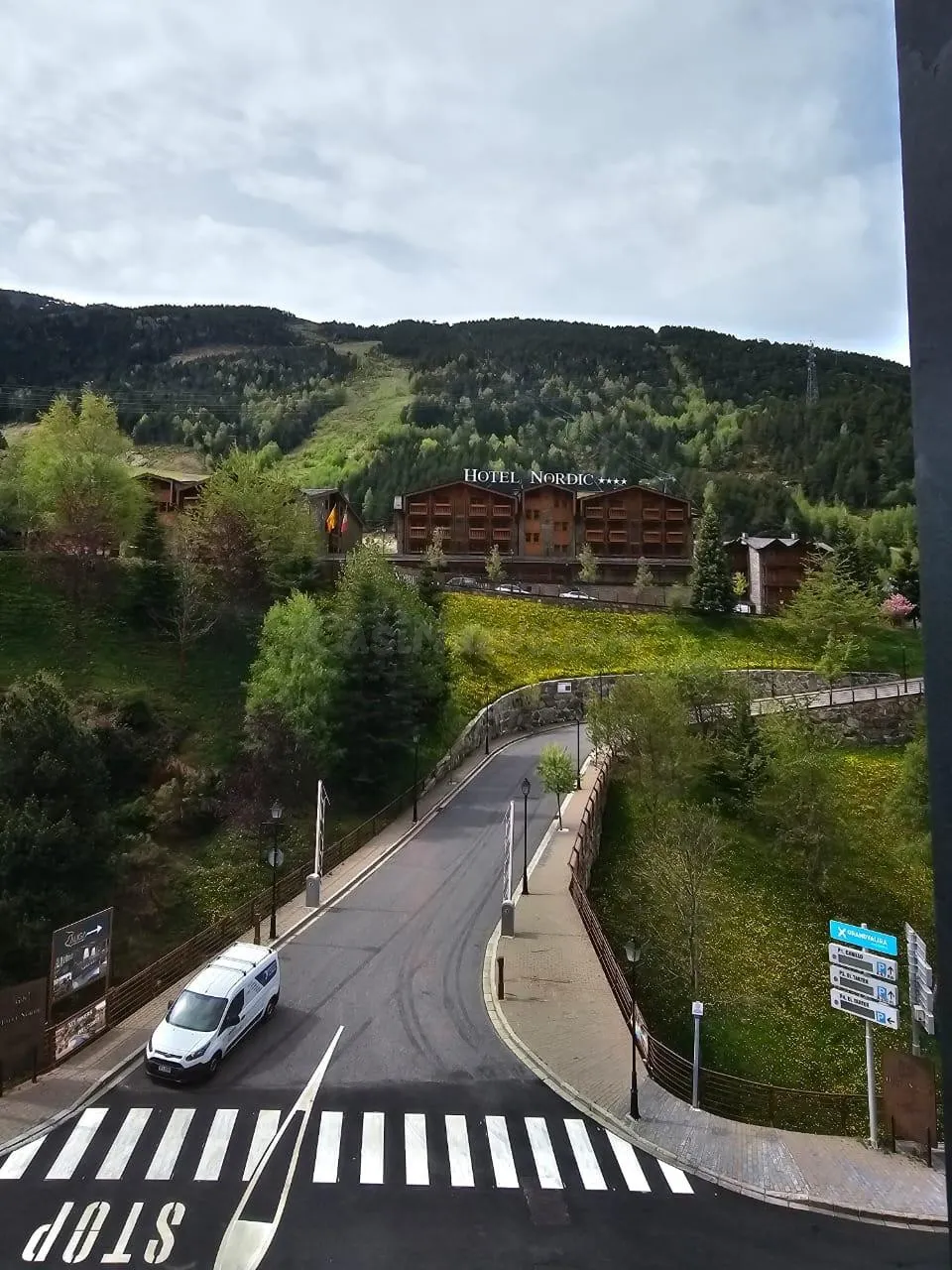 Ático con Vistas en La Solana Del Tarter