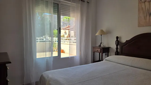 DISFRUTA DE GRAN TERRAZA DE TU ARRENDAMIENTO TEMPORAL — 37