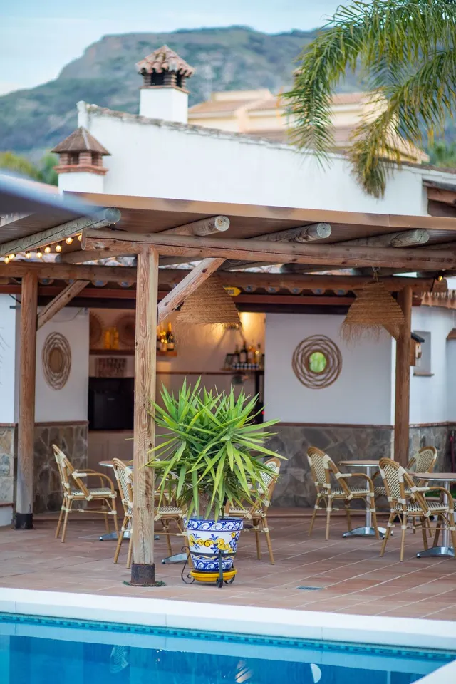 Chalet 4 habitaciones 412m² en venta - Costa del Sol — 24