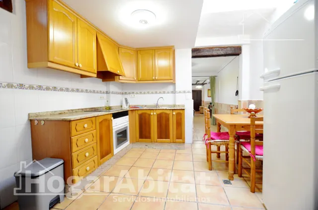 AMPLIA CASA  REFORMADA ESQUNERA CON TERRAZA Y BARBACOA — 8