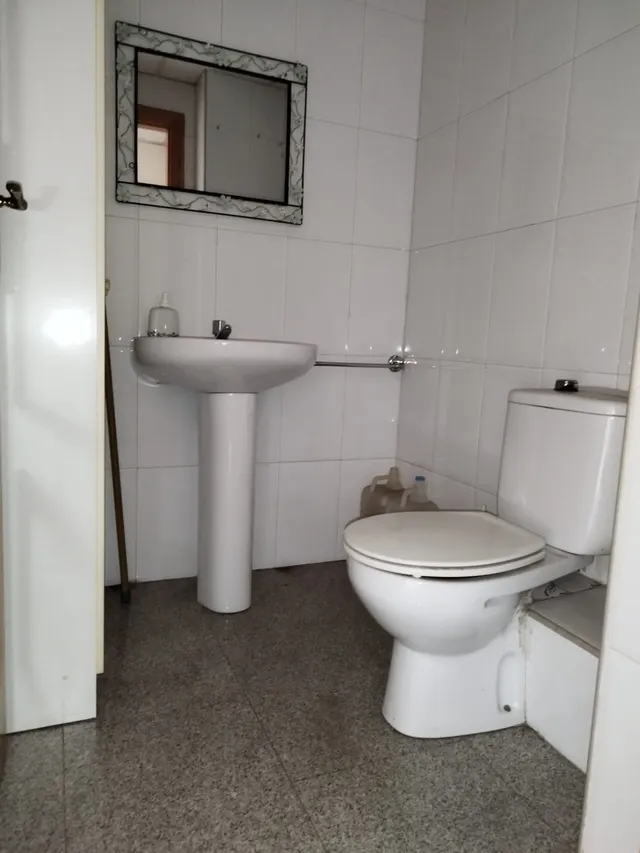 ENTRESUELO PARA OFICINAS JUNTO CENTRO COMERCIAL VEGA PLAZA — 13