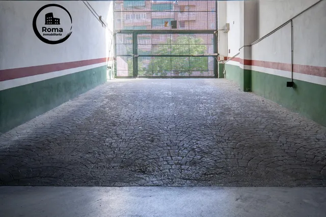 Se vende plaza de garaje en Parque Lagos cerca de Carrefour — 16