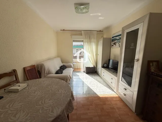 PISO EN VENTA EN ALICANTE. 66m2, 3 habitaciones, 1 BAÑO, CUARTA PLANTA SIN ASCENSOR. ZONA DE ALTOZANO — 9