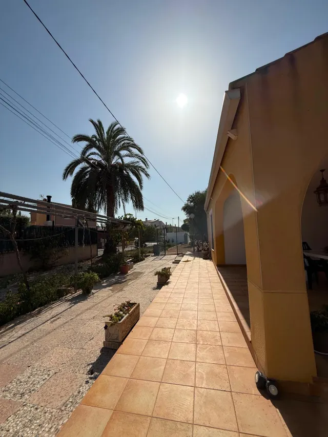 DOS CASAS EN UNA EN MATOLA SOLO EN ALQUILER — 9