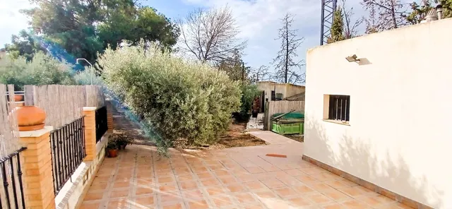 SE VENDE CHALTE DE 5 DORMI, 3 BAÑOS, PISCINA , PARCELA 2300 MST, 250 MST2, CASA, BARABACOA, AMUEBLADO EN VALLE DEL SOL MURCIA — 7