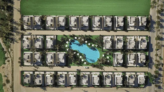 Villa en Mazarrón: 2 dormitorios, solárium, semisótano y piscina comunitaria — 16