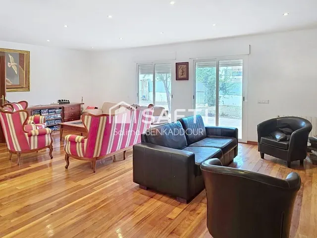 Estupendo chalet de 998 m2 de parcela y 620 m2 de vivienda. — 6