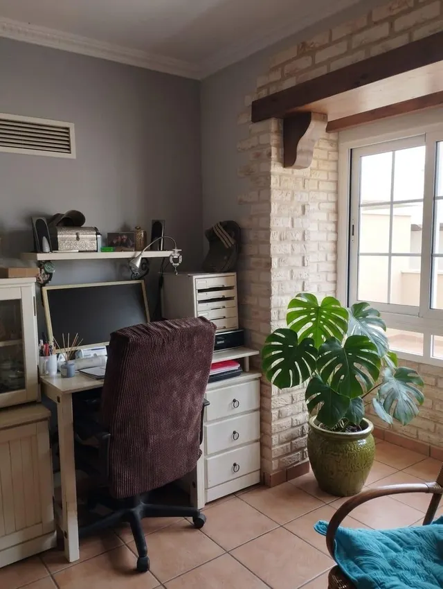 Se vende piso en Puerto Real , zona rio san pedro — 25