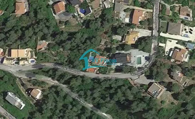 TERRENO URBANO EN VALLIRANA (Barcelona). — 7