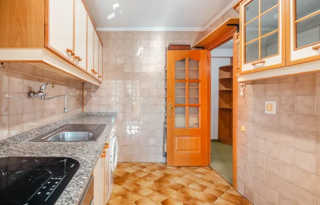 Piso en la estrecha , Oviedo — 6