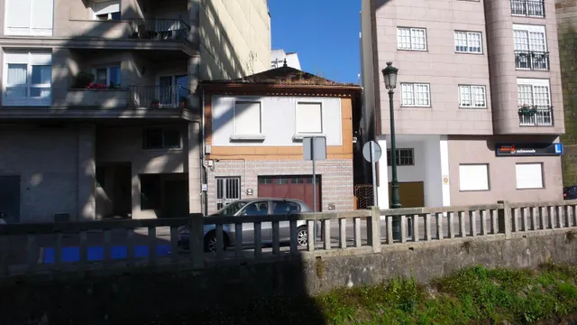 Terrreno edificable en el centro de Redondela — 2