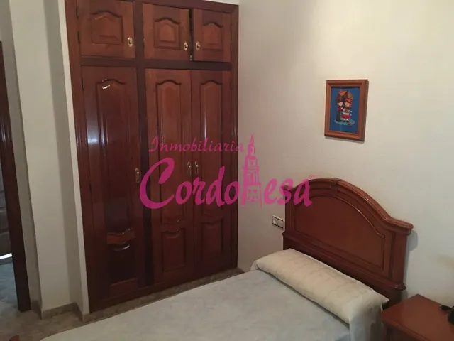 MAGNIFICA CASA EN ALCOLEA. — 13