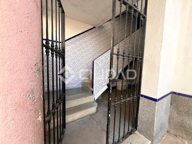 Piso reformado en Bda. Los Ángeles - Barrio Alto — 19