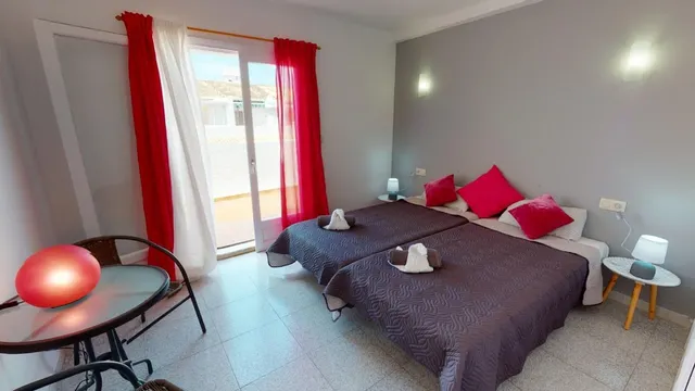Apartamento dúplex en la playa de Almadrava — 27