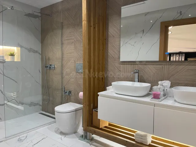 LOCAL EN VENTA EN BENALMÁDENA COSTA - foto 4