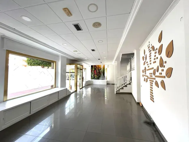 ¡Local comercial en Alquiler! Zona estratégica en Santo Domi - foto 2