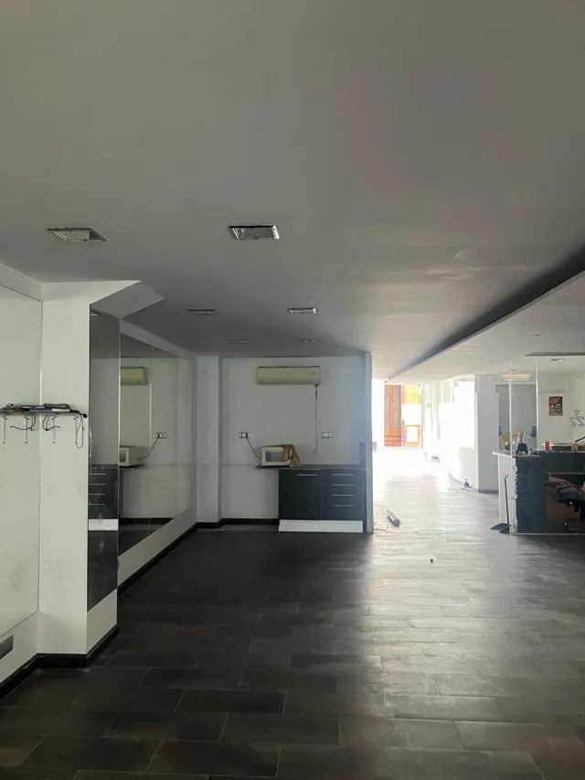 Local comercial de 120 m2 en el centro de Arenys de Mar — 7