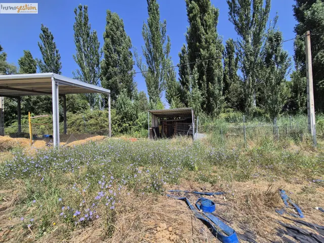 TERRENO CON NAVE EN VENTA EN VILLABAÑEZ (VALLADOLID) — 11