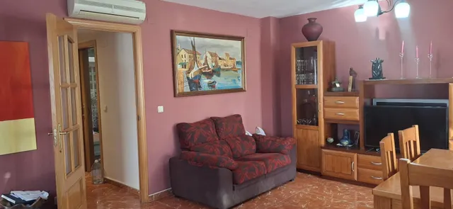 PISO DE TRES DORMITORIOS Y DOS BAÑOS A 300 METROS DE LA PLAYA — 4