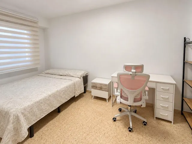 Amplio piso de 4 habitaciones junto al metro de Mislata — 13