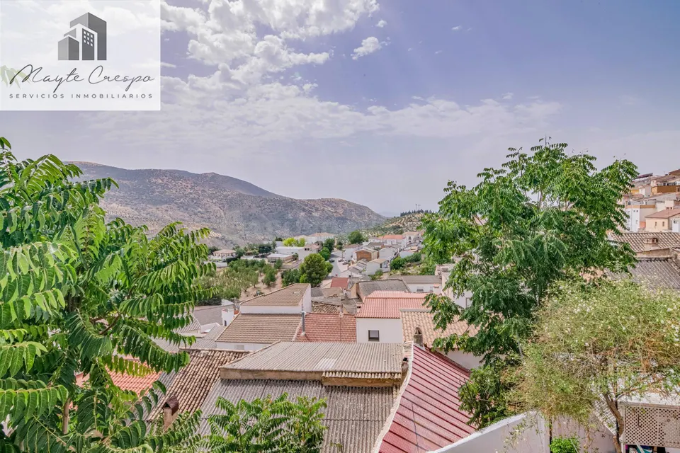 ¡Tu nuevo hogar en Colomera te espera! ✨