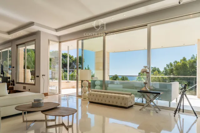 VILLA MASCARAT · VISTAS AL MAR Y PRIVACIDAD JUNTO AL MEDITERRÁNEO EN ALTEA — 11