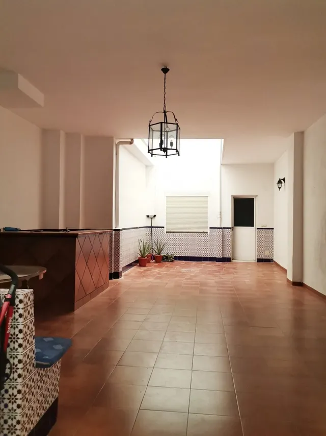 SE VENDE CASA EN PLENO CENTRO DE LOS VILLARES — 5
