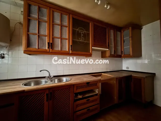 CASABANCO VENDE  PISO DE TRES DORMITORIOS EN MÉRIDA. — 4
