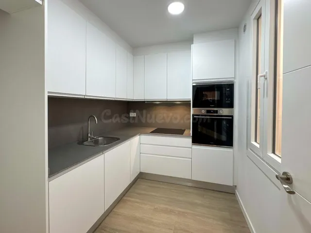 Moderno Piso Reformado en Príncep de Viana — 4