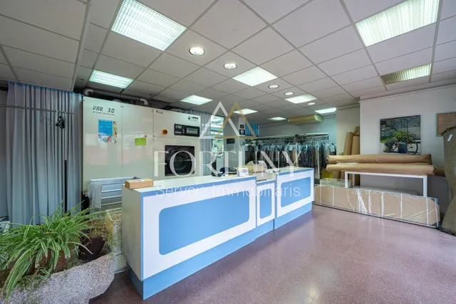 Local comercial 198m² en venta - Mestral — 3