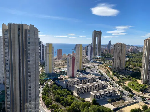 ESPECTACULAR VIVIENDA EN ZONA PREMIUM BENIDORM!!