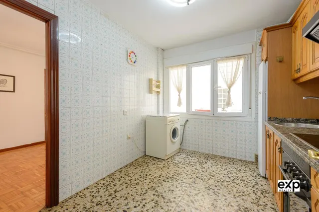 PISO EN AVENIDA BUENAVISTA 14, OVIEDO — 25