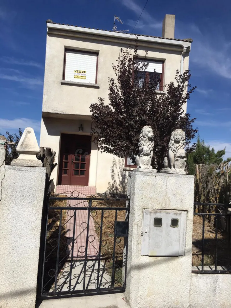 Casa 4 habitaciones en venta - Espinosa De Cerrato