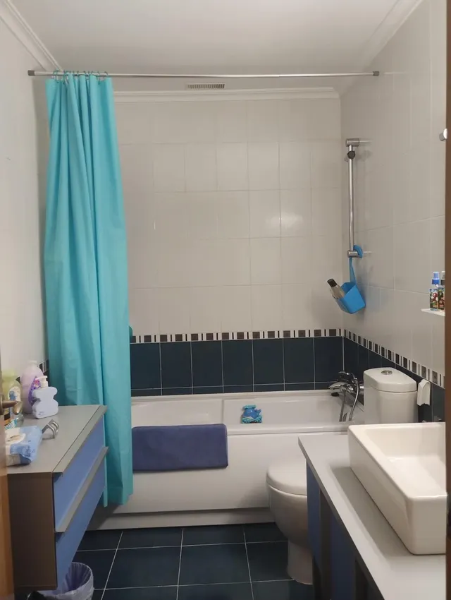 SE VENDE ADOSADO CON PISCINA EN LA GINETA. — 34