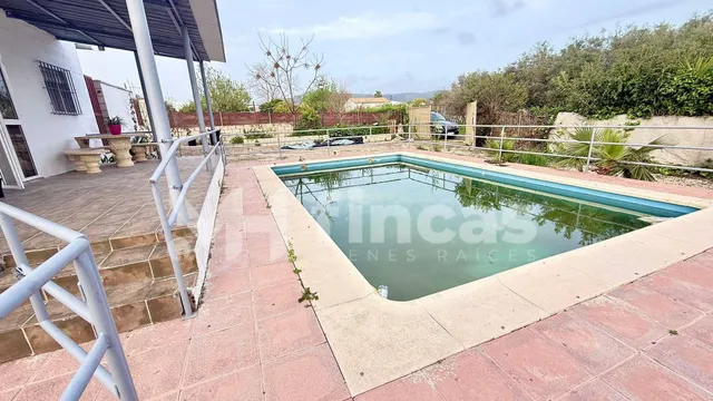 Finca rústica con vivienda y piscina en Montellano | Parcela - foto 3