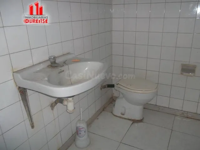 LOCAL COMERCIAL EN LA ZONA DEL COUTO - foto 4