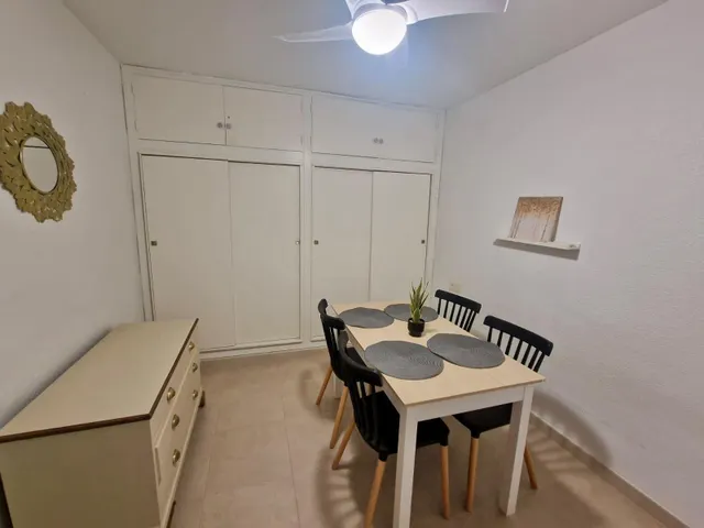 Piso de 3 dormitorios en Los Ángeles – listo para vivir o rentabilizar 123.000 € | Calle España, Almería — 6