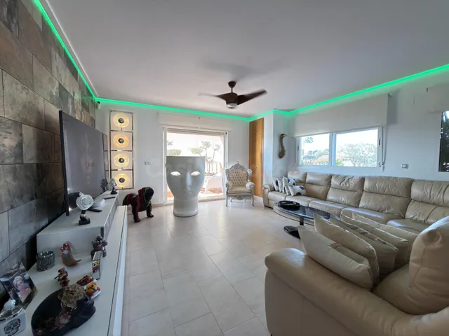 Apartamento con 3 dorm, 2 baños, piscina comunitaria y spa,  - foto 5