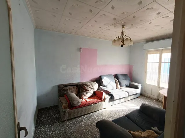 4º PISO EN ELDA SIN ASCENSOR CON REFORMA INTEGRAL INCLUIDA EN EL PRECIO – 3 habitaciones, BALCÓN Y COCINA AMERICANA — 2