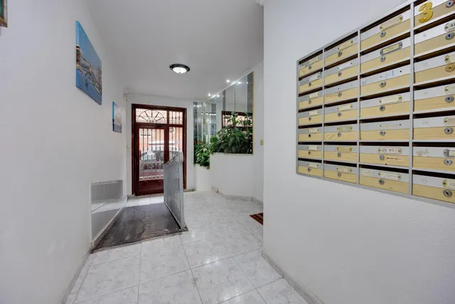 Apartamento reformado de un dormitorio en la Playa de los Locos — 20