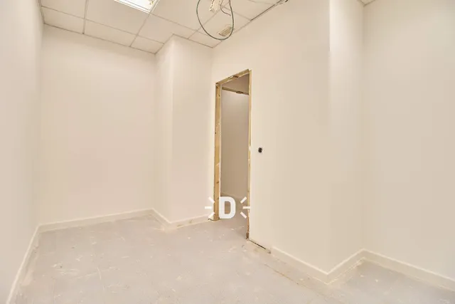 Alquilo local comercial en la zona mas rentable de Algemesí — 16