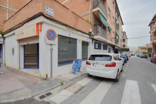 ¡¡Local en esquina en el centro de Armilla!! — 18