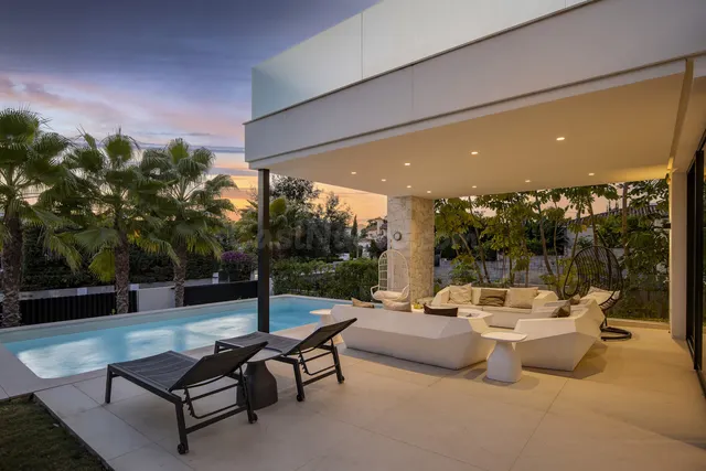 Chalet 6 habitaciones 365m² en venta - Marbella