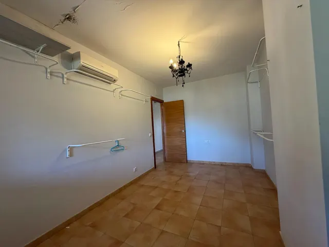 NO ES UNA ALQUILER ANUAL ES UNA COMPRA APLAZADA Tríplex exclusivo con vistas al mar  y a la montaña en Vilamaniscle — 24