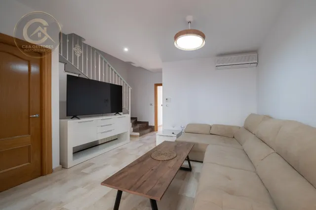 Un  nuevo hogar en Ogíjares: espacio para vivir, disfrutar y compartir — 7