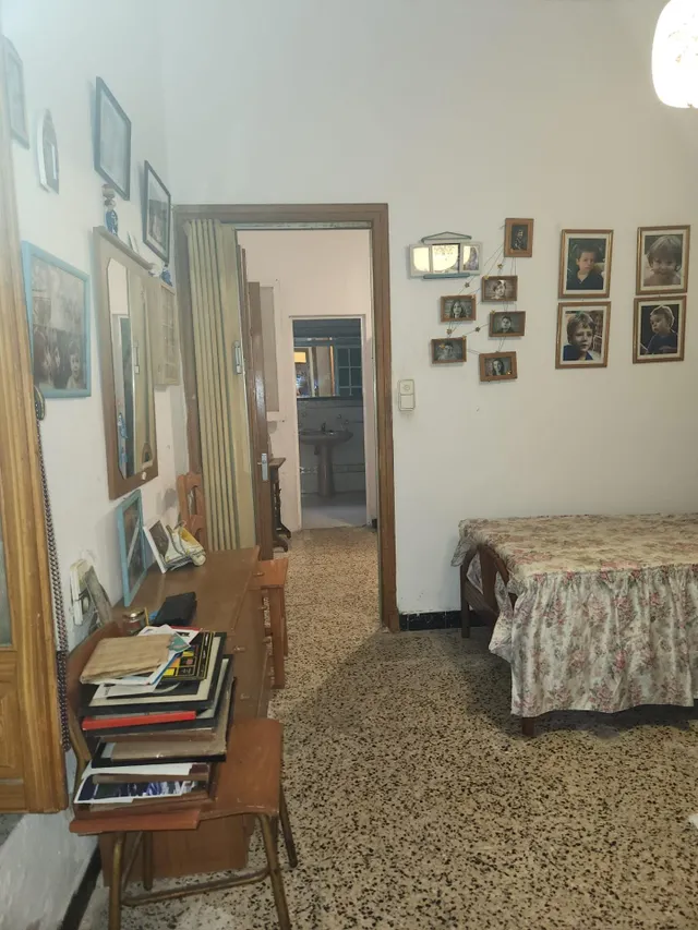 CASA SOLA EN UN LUGAR EMBLEMÁTICO — 21