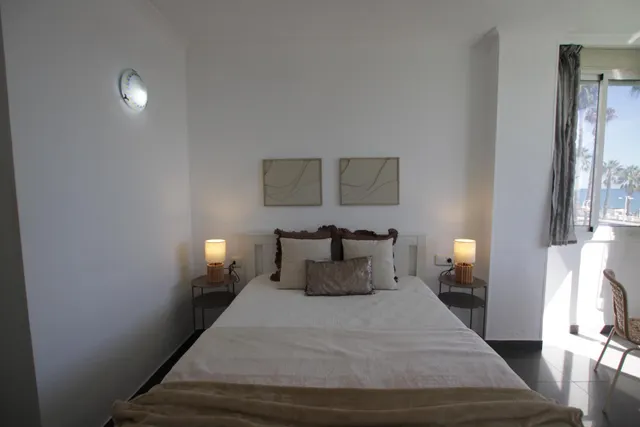 Vivienda en Benalmádena Costa a 50 metros de la playa, con vistas al mar — 29