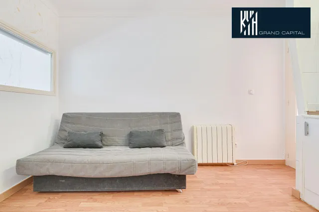 APARTAMENTO EN LA ESCALA — 17
