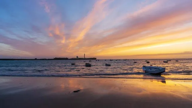 PRECIOSO APARTAMENTO A 50 METROS DE LA PLAYA — 18
